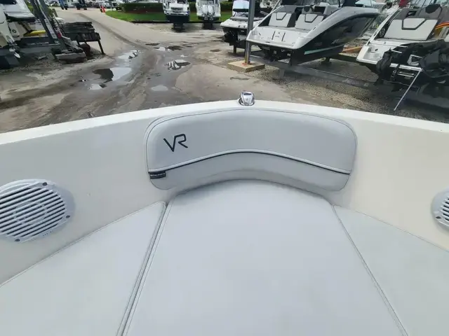 Bayliner Vr5