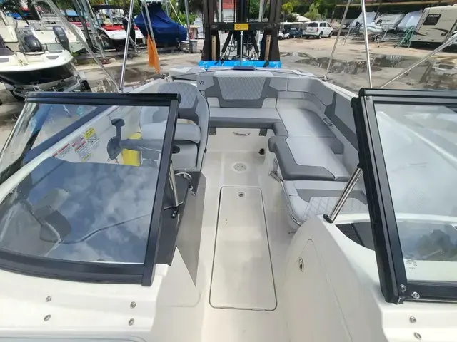 Bayliner Vr5