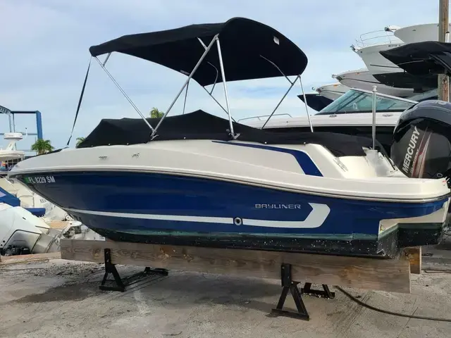 Bayliner 20