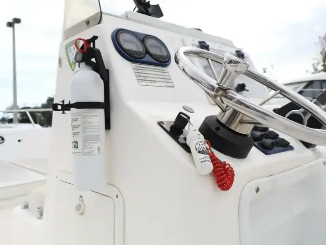 Cobia 194 Center Console