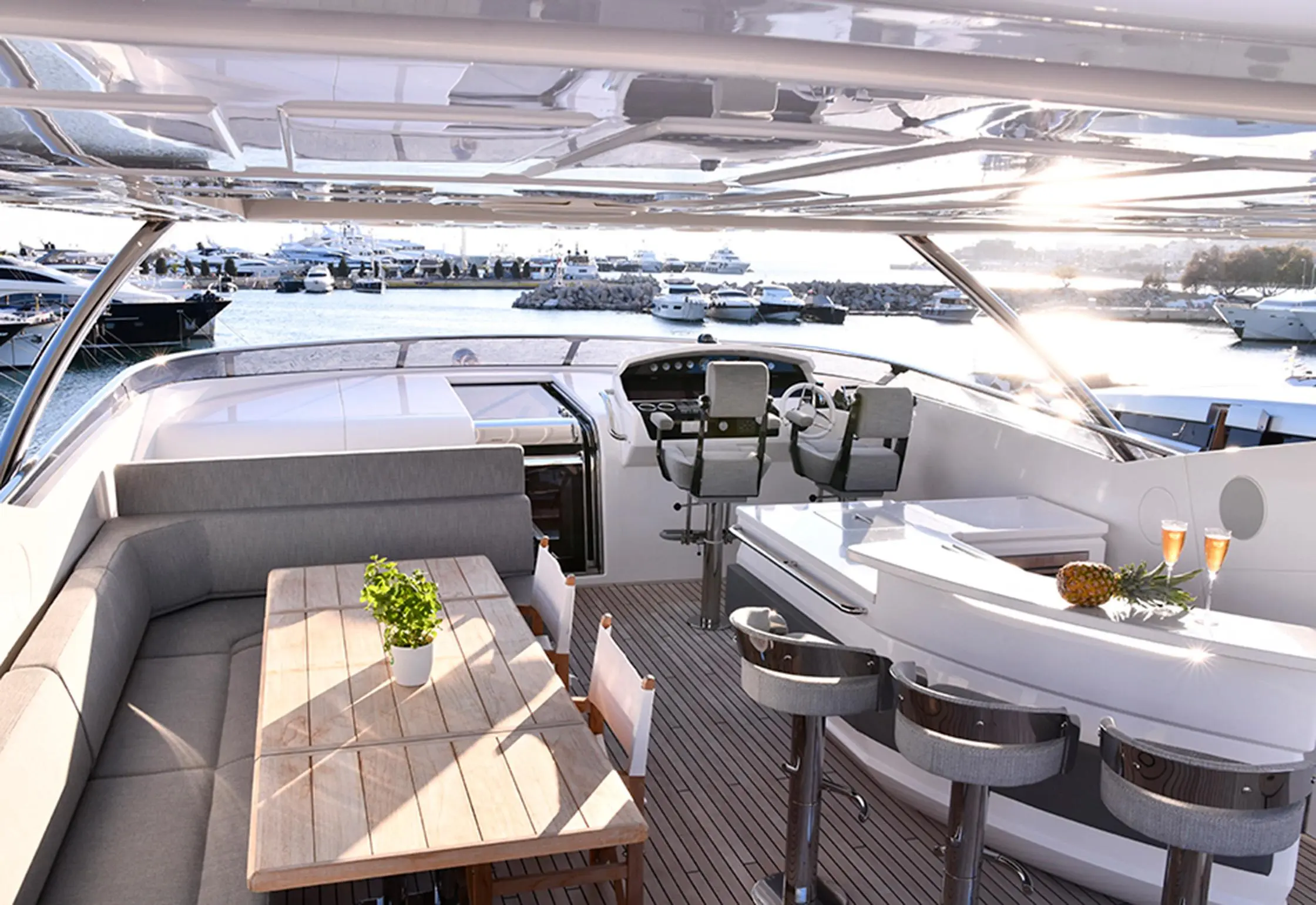 2022 Sunseeker 95 yacht