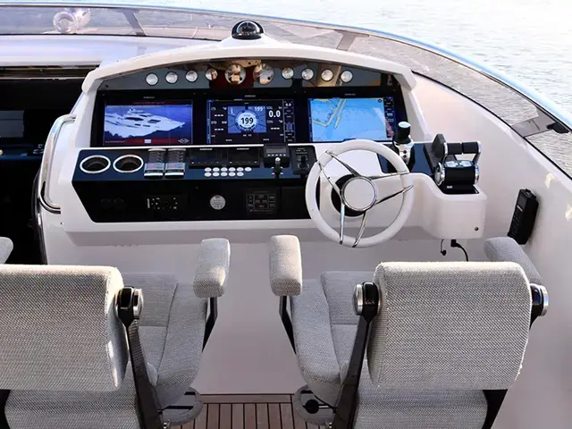 Sunseeker 95 Yacht