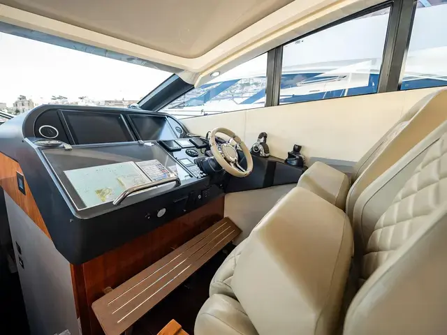 Sunseeker Predator 57