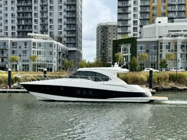 Cruisers Yachts Cantius