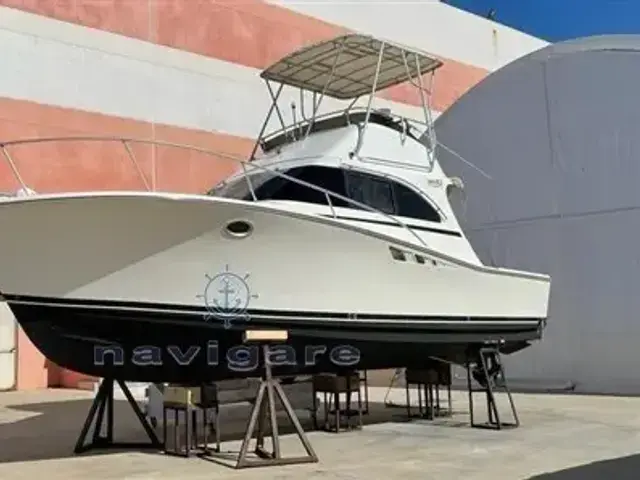 Luhrs 32 Convertible