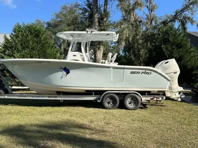 Sea Pro 259 Center Console