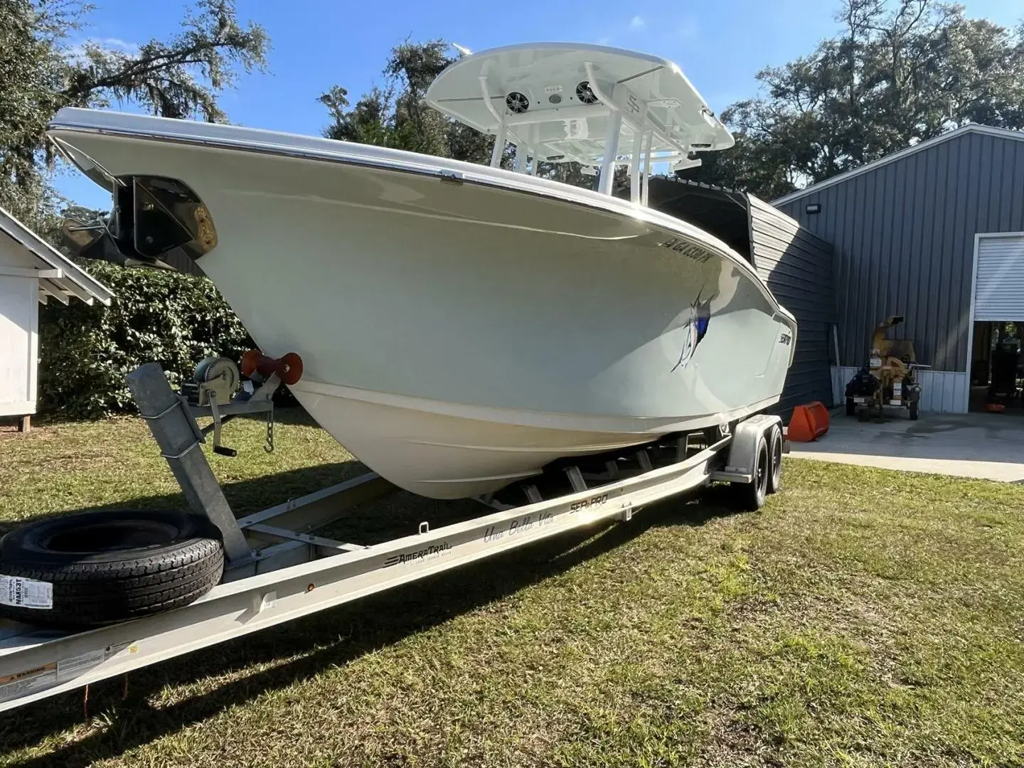 2019 Sea Pro 259 sport center console