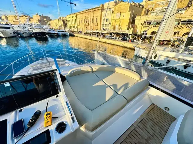 Sunseeker Manhattan 55