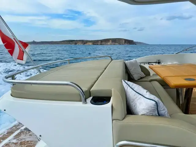 Sunseeker Manhattan 55