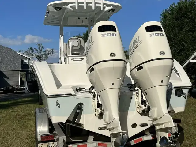 Sea Pro 259 Center Console