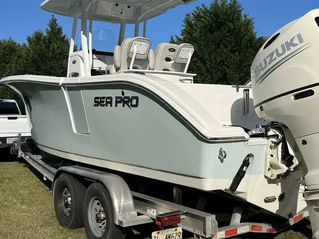 Sea Pro 259 Center Console