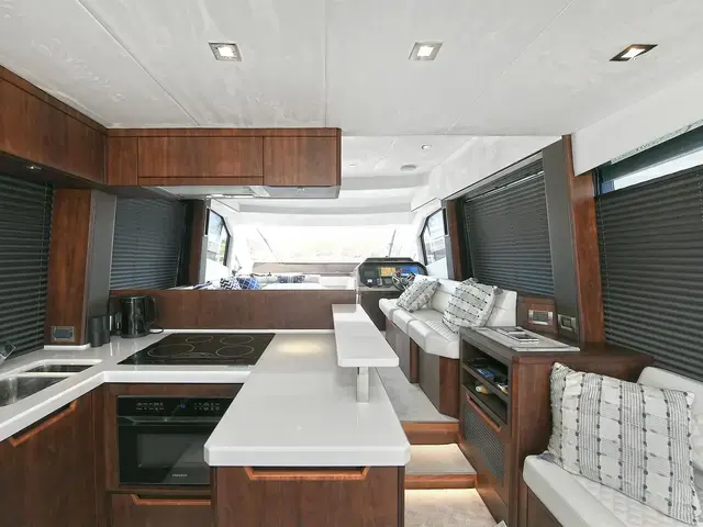 Galeon 500 Fly