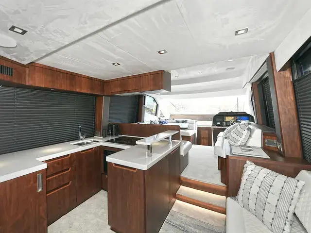 Galeon 500 Fly