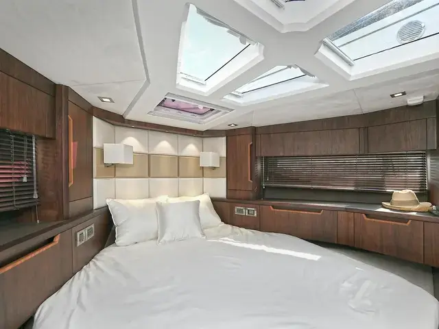 Galeon 500 Fly