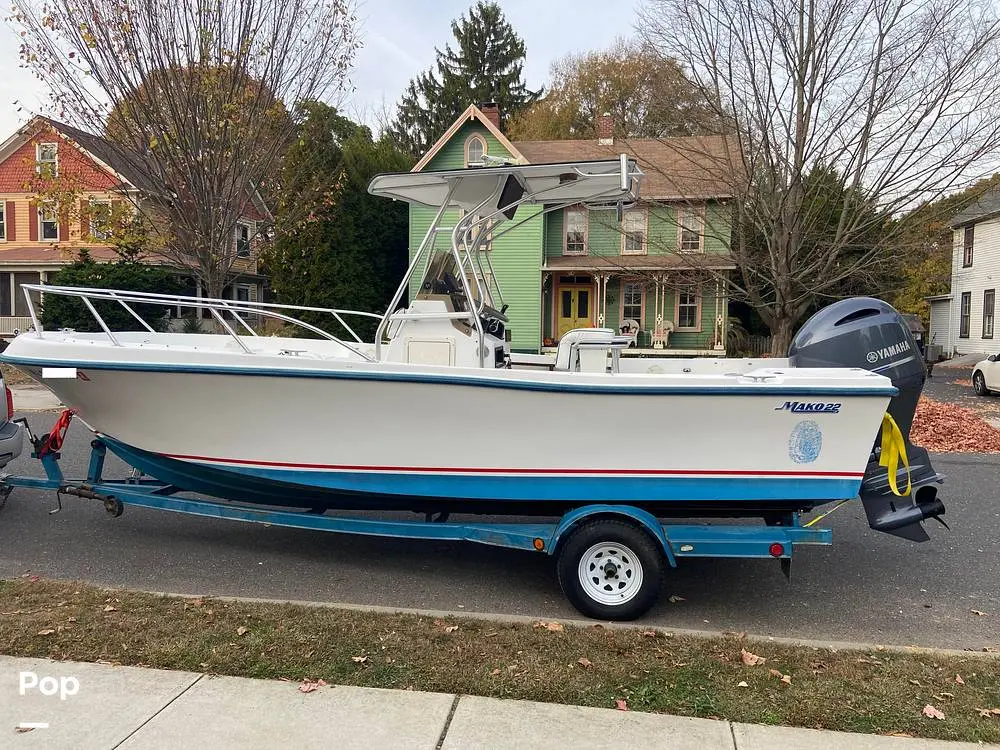 1997 Mako 221 center console