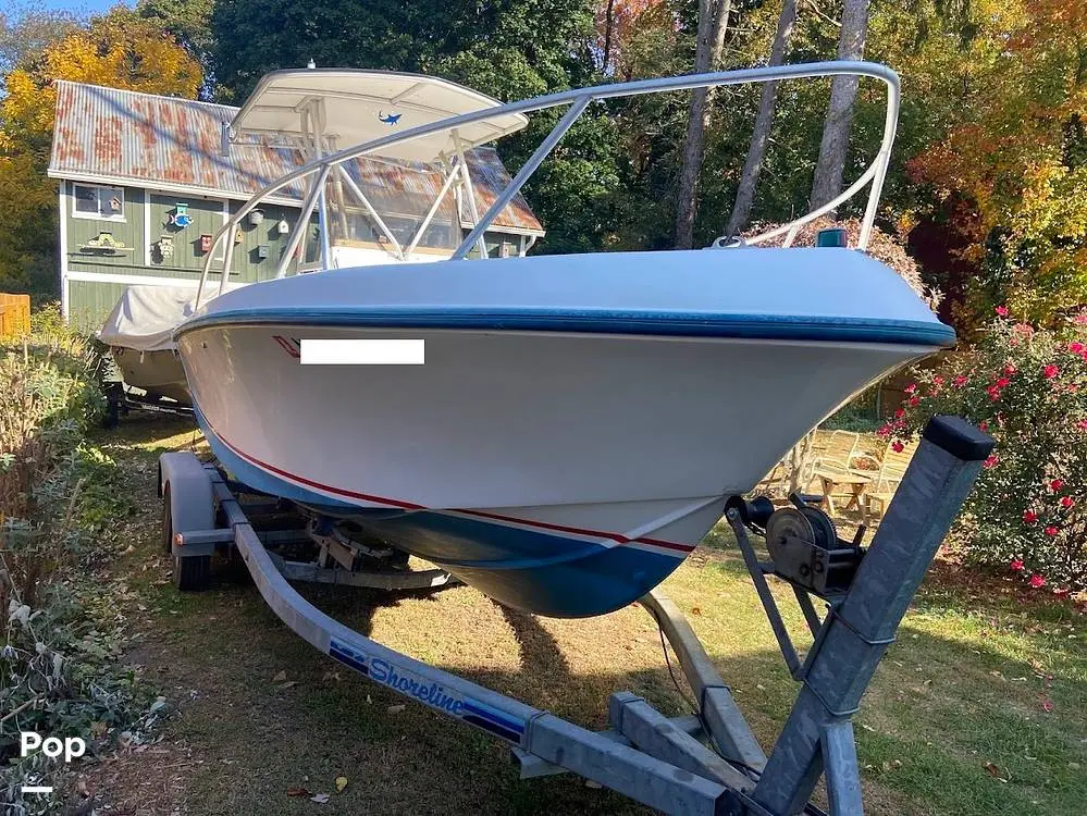 1997 Mako 221 center console