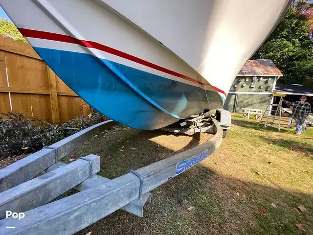 Mako 221 Center Console