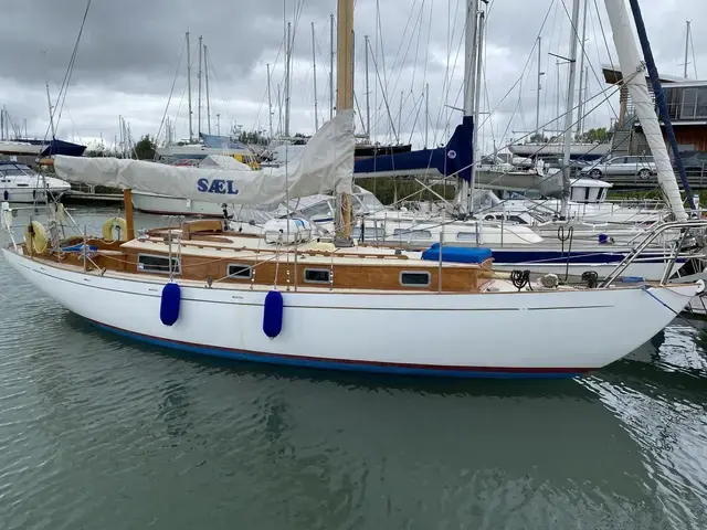 Classic Buchanan Saxon Class Sloop