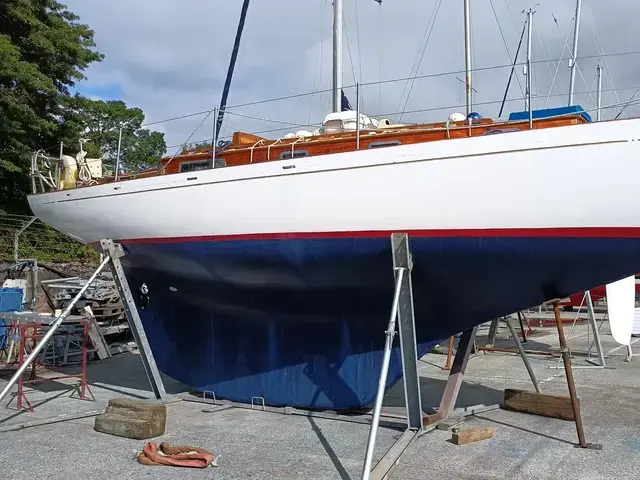 Classic Buchanan Saxon Class Sloop