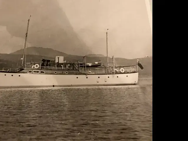 Classic 68' Silvers Twin Screw Motor Yacht