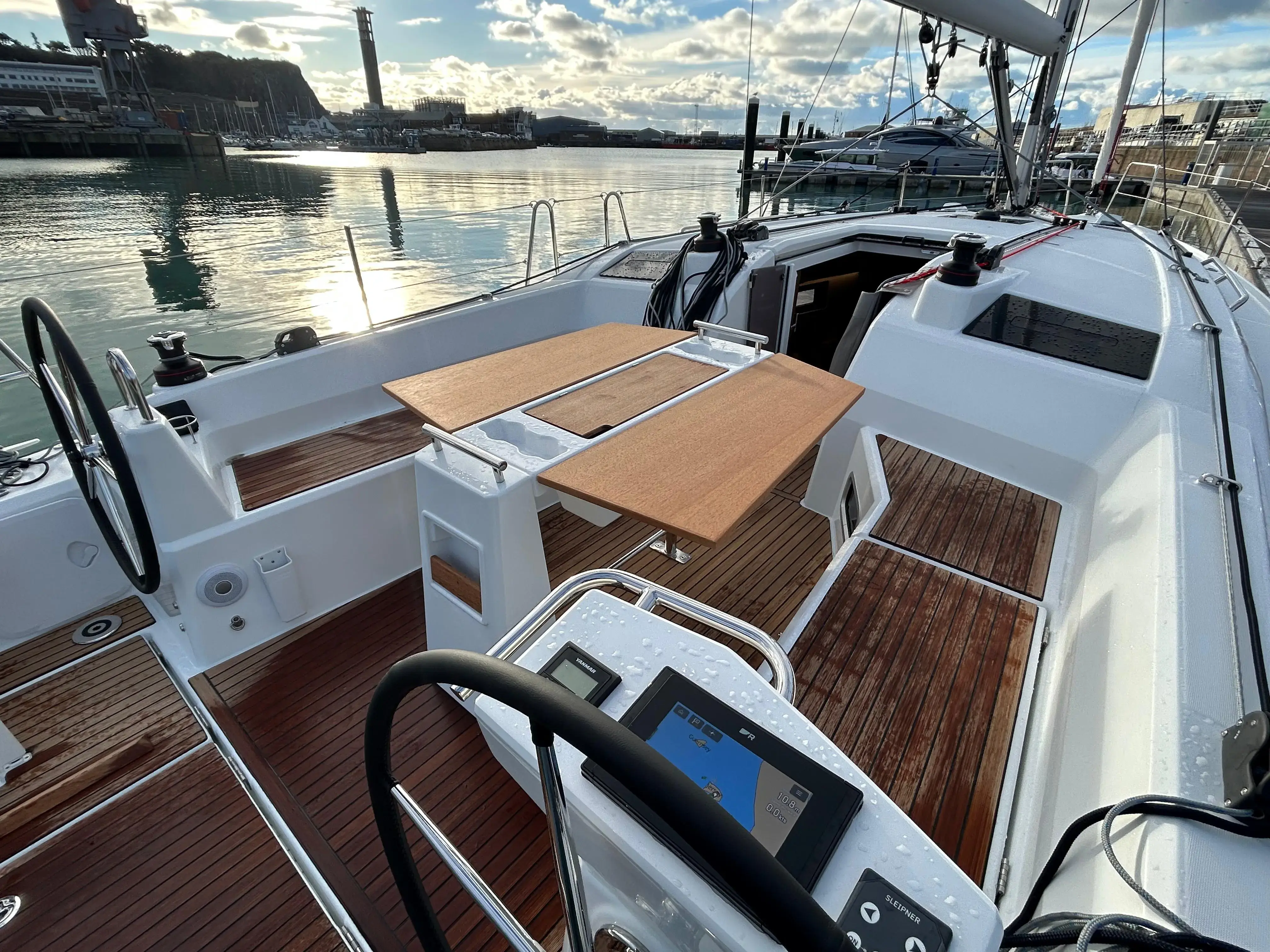 2024 Beneteau oceanis 37.1