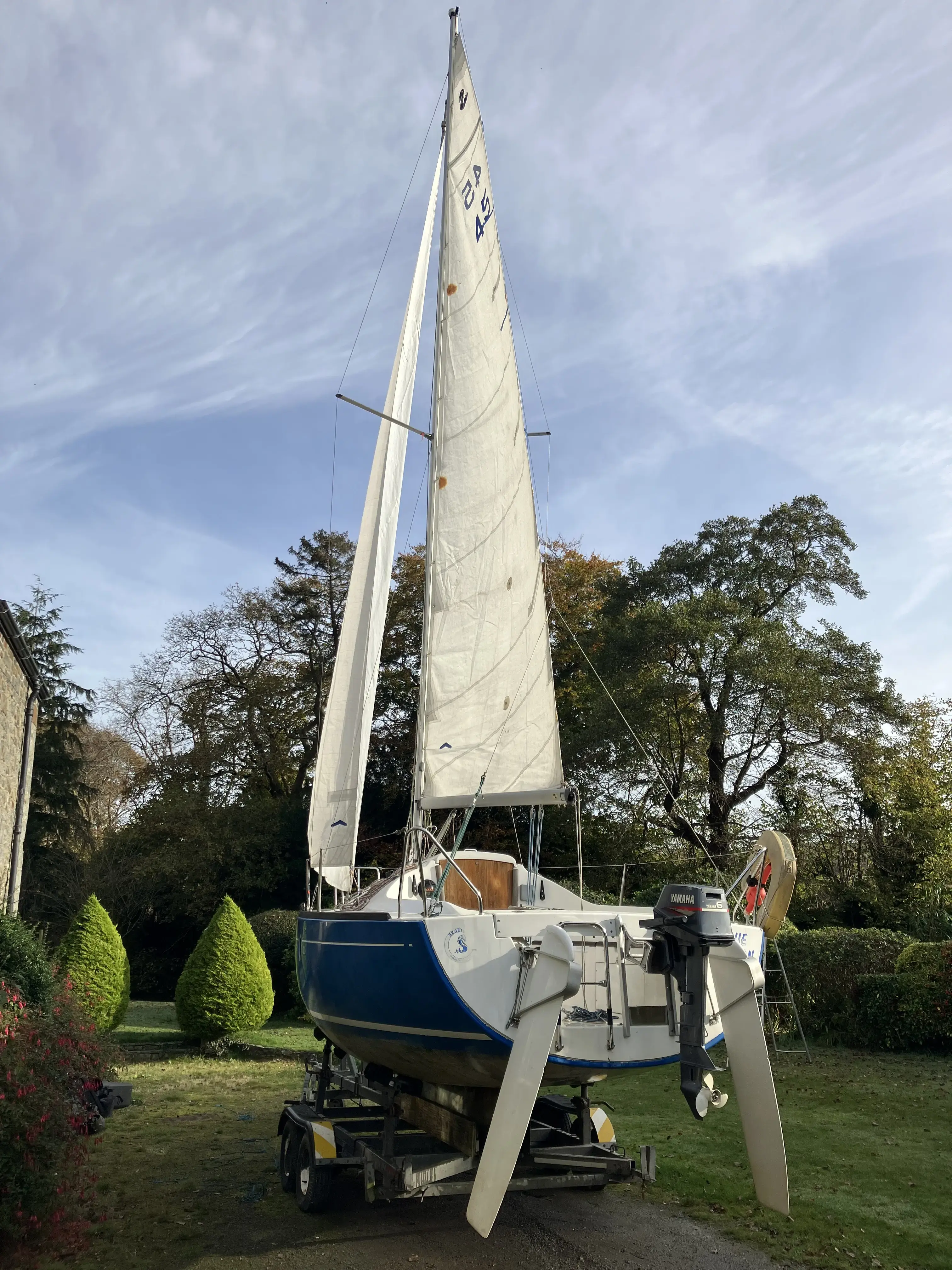 1999 Beneteau first 211