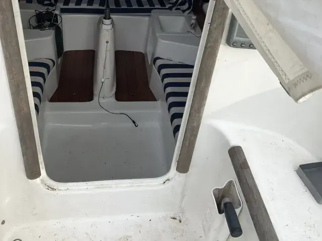 Beneteau First 211