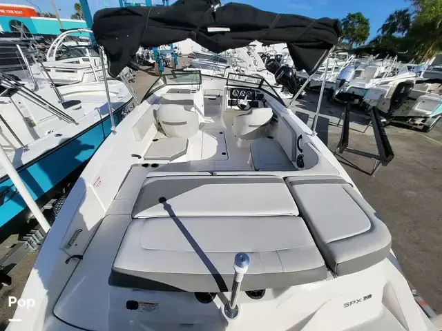 Sea Ray SPX 210 OB