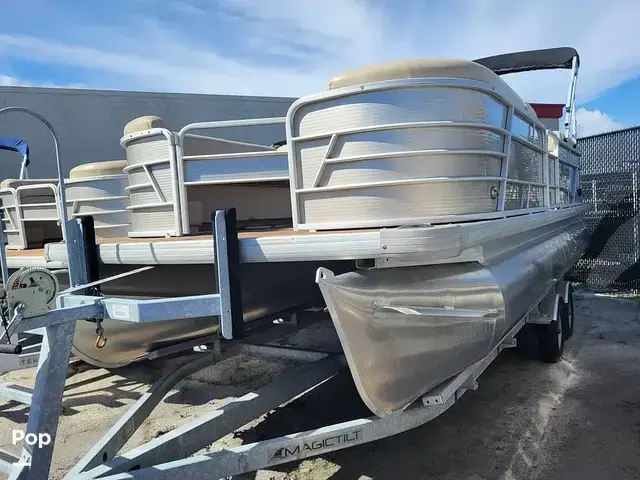 Godfrey Pontoon Sweetwater 2286SB