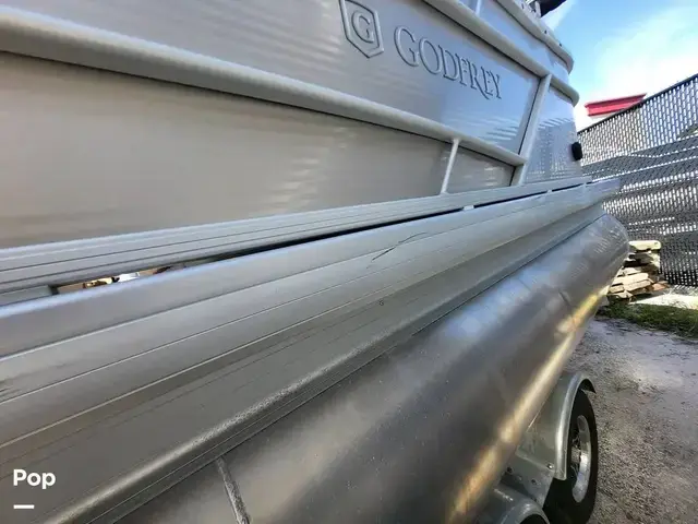 Godfrey Pontoon Sweetwater 2286SB