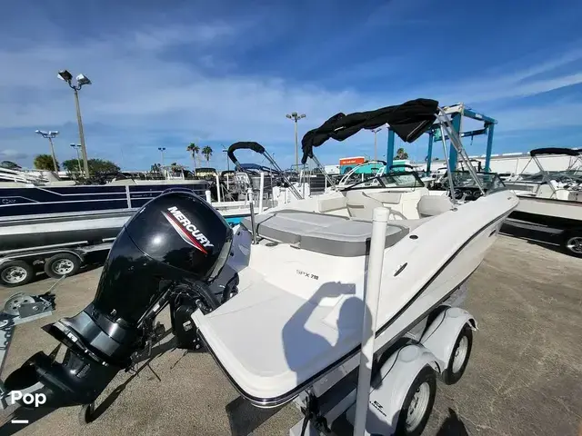 Sea Ray SPX 210 OB