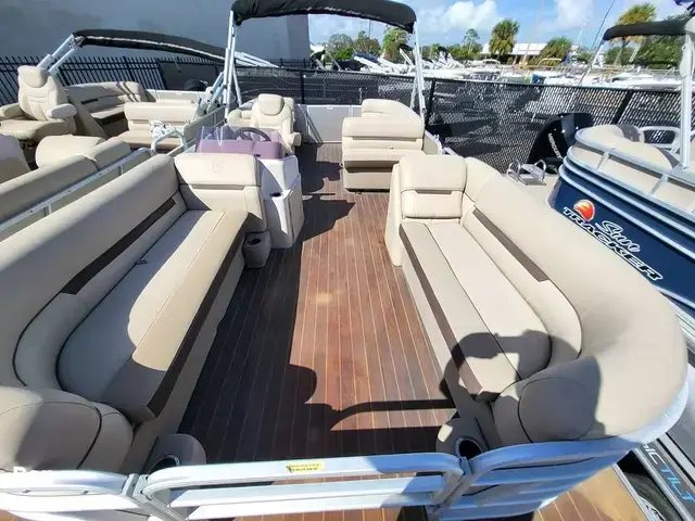 Godfrey Pontoon Sweetwater 2286SB