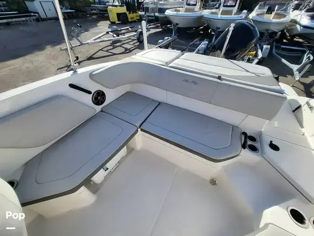 Sea Ray SPX 210 OB