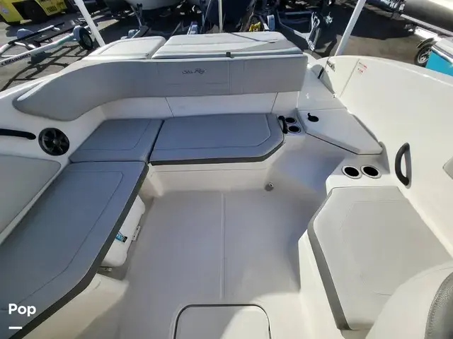 Sea Ray SPX 210 OB