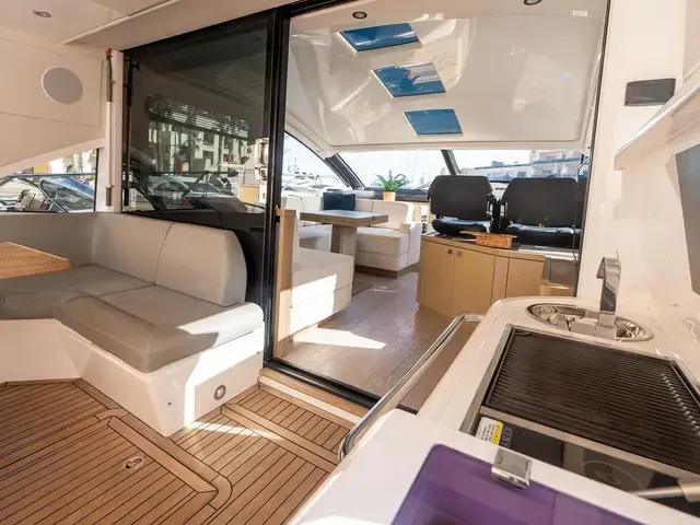 Sunseeker Predator 57