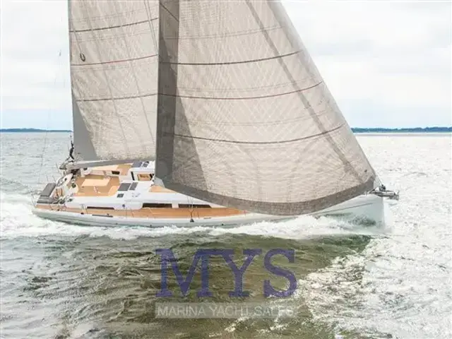 Hanse 548