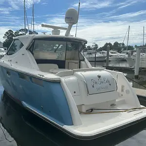 2008 Tiara Yachts 3500 Sovran