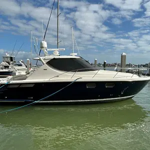 2010 Tiara Yachts 3900 Sovran