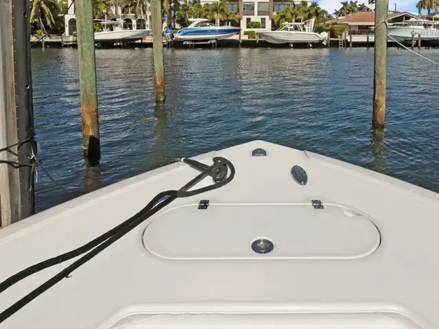 Yellowfin Center Console