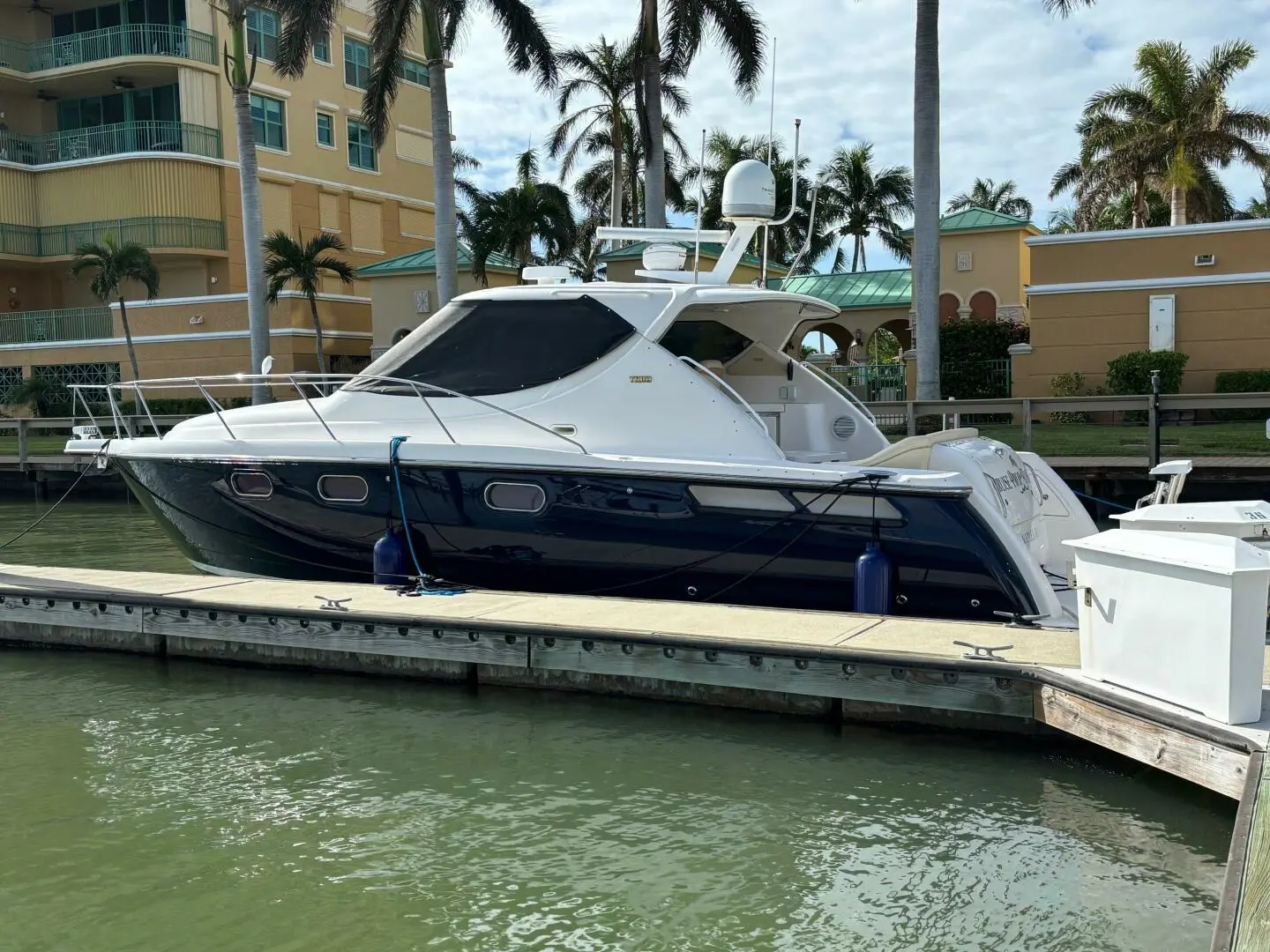 2010 Tiara 3900 sovran