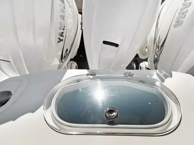 Yellowfin Center Console