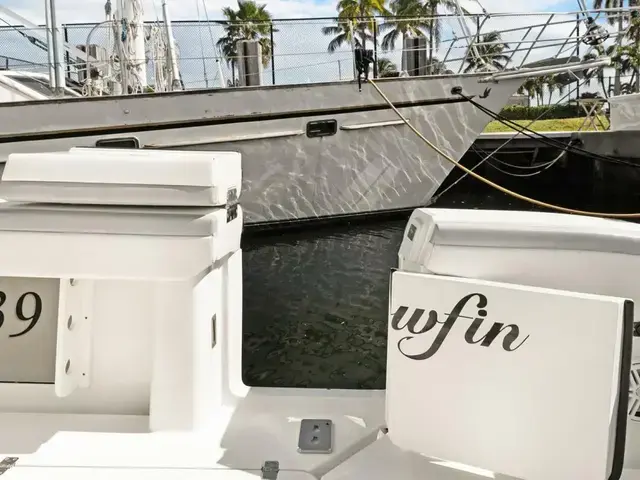 Yellowfin Center Console