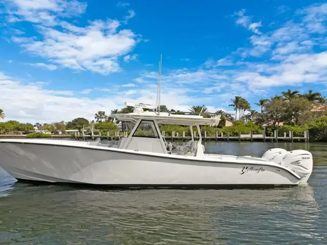 Yellowfin Center Console