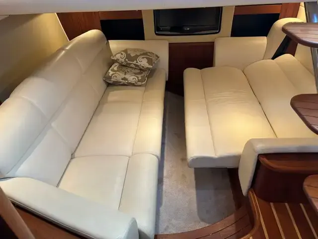 Tiara Yachts 3900 Sovran