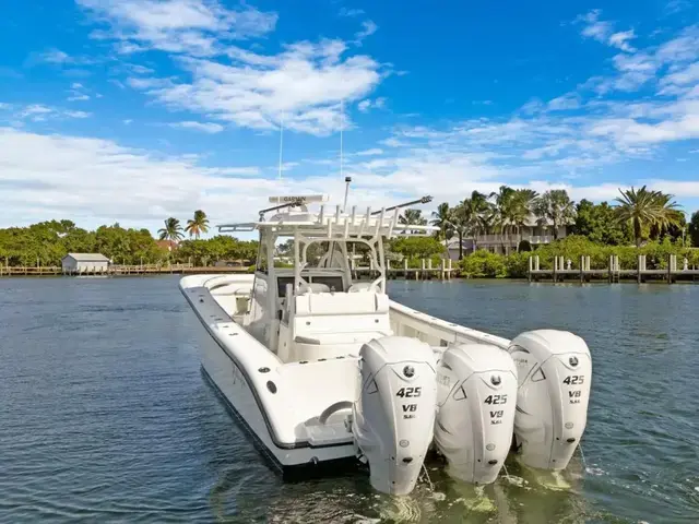 Yellowfin Center Console