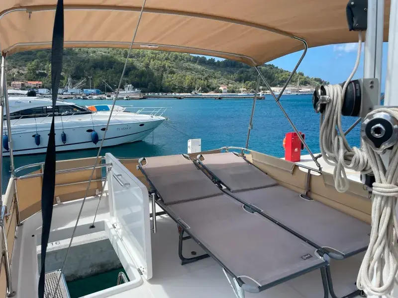 2012 Beneteau swift trawler 34 fly