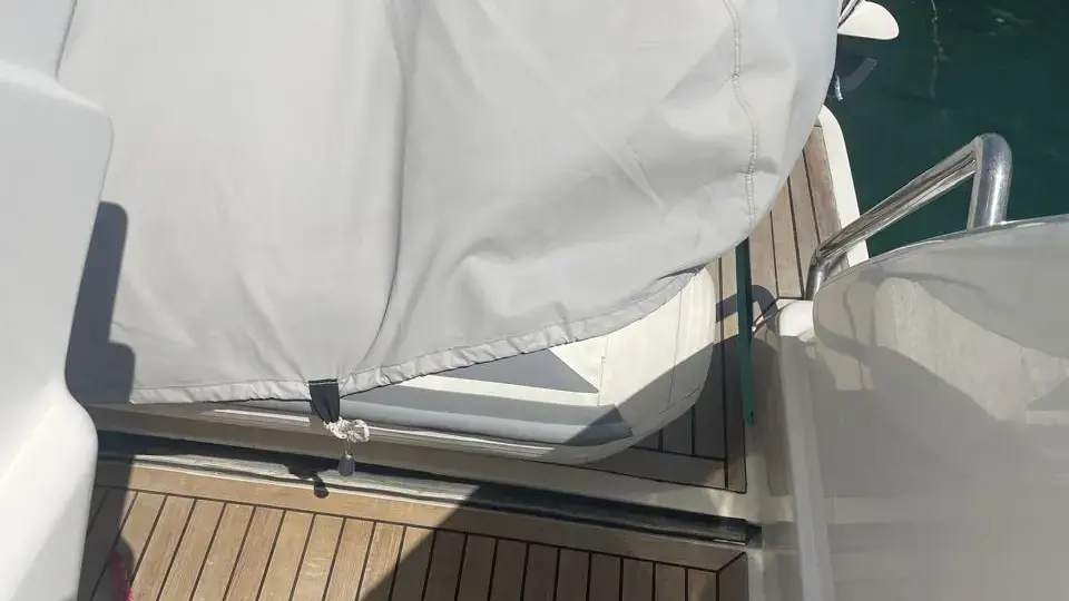 2017 Ferretti 650