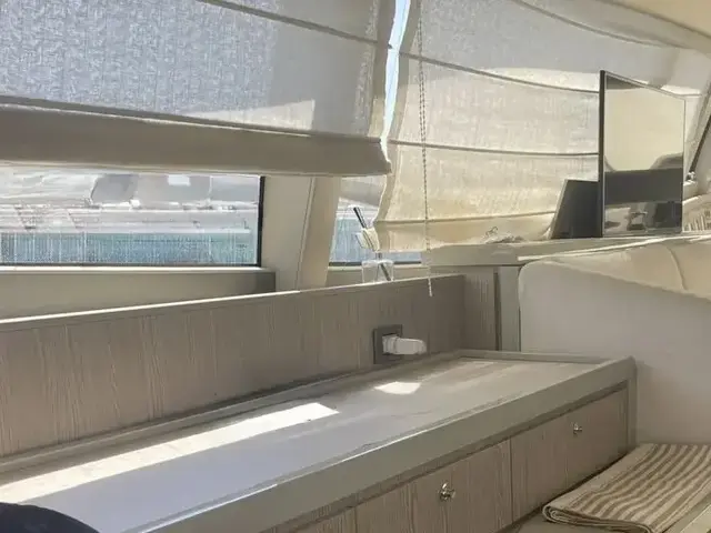 Ferretti Yachts 650 Flybridge