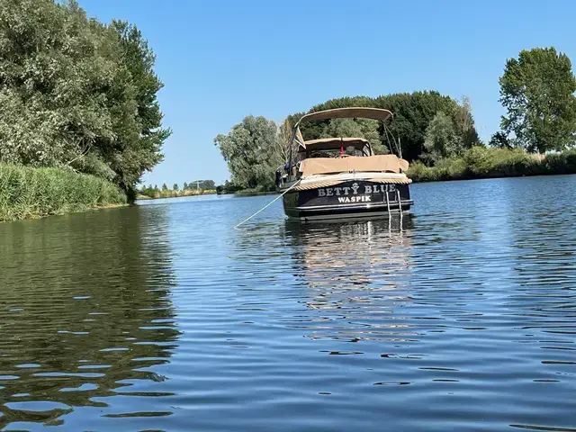 Interboat Intercruiser 27 Cabrio