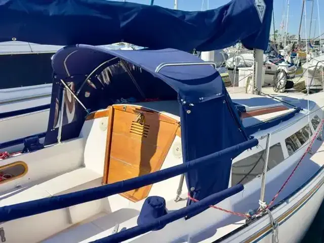 Catalina 27